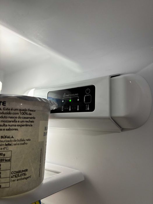 [Como NOVO] Frigorifico combinado de encastrar TINAD IKEA