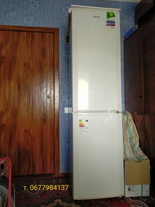 Холодильник - морозильник Beko cs
