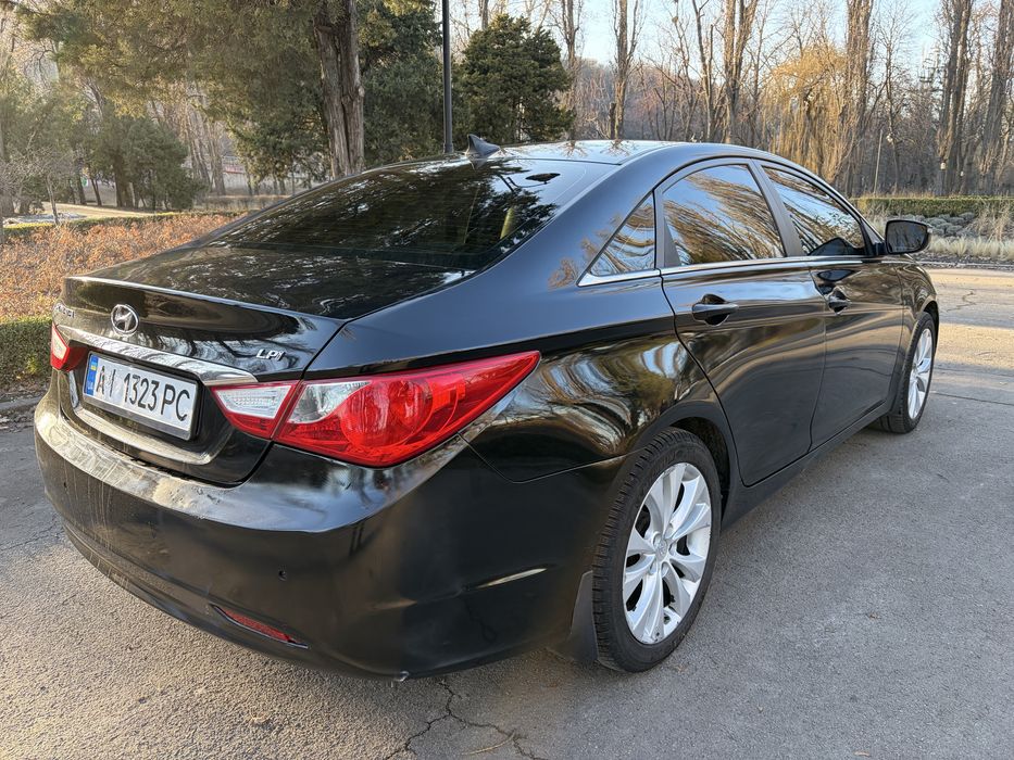 Hyundai Sonata TF