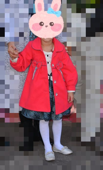 Куртка демисезонная пальто на девочку 104рр с беретом