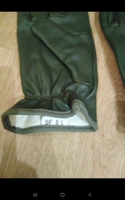 Шкіряні військові рукавиці НАТО - нові
 
КОЛІР - зелений НАТО 
 
Вип