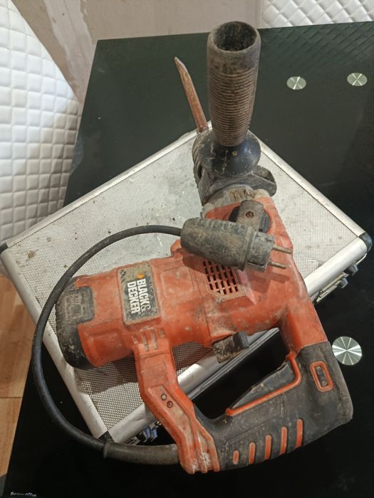 Martelo elétrico em bom estado 65 negociável