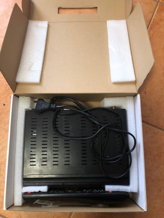 Receptor de Satélite Digital, HD, SAB