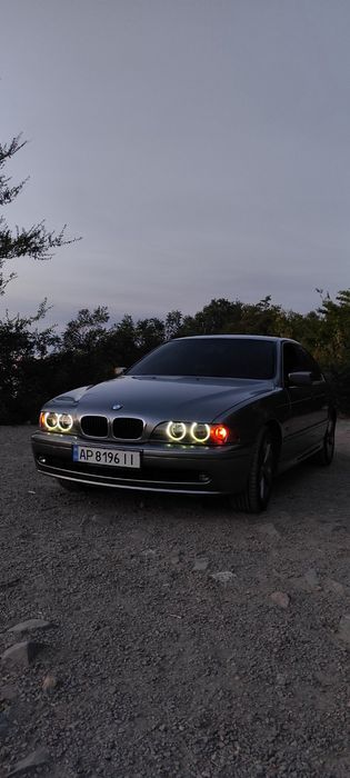 Продам BMW е39.М54.2.2