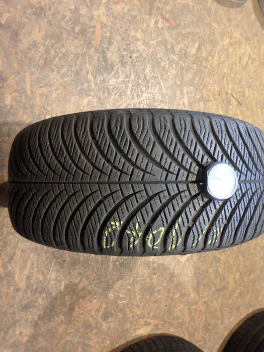 205/55r16 205/55/16 Goodyear Vector 4Season Gen-2 Z/1042