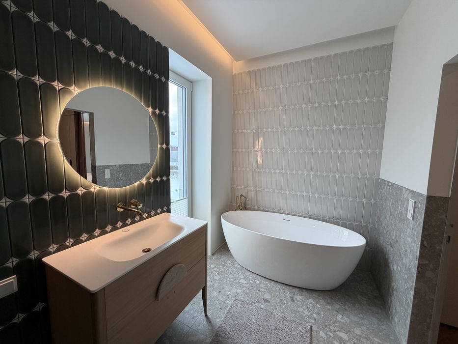 Продам будинок в Брюховичах з сучасним ремонтом