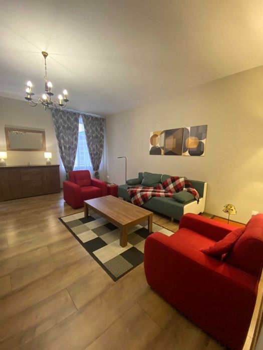 Оренда 3-к квартири 96 м²,  вул. Інститутська 18, Липська Вежа