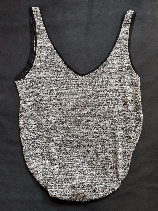 Top malha da Stradivarius. Novo