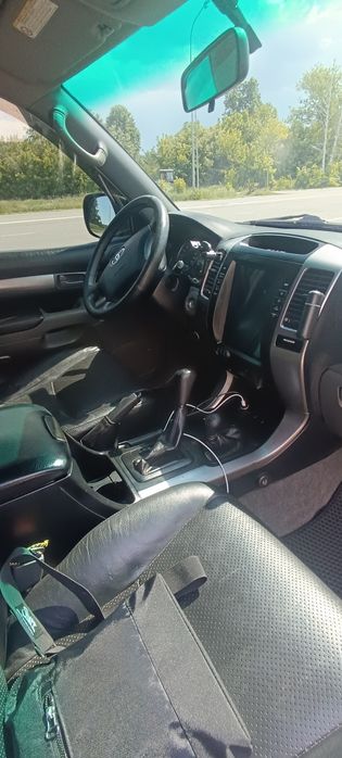 Toyota land cruiser prado 120
