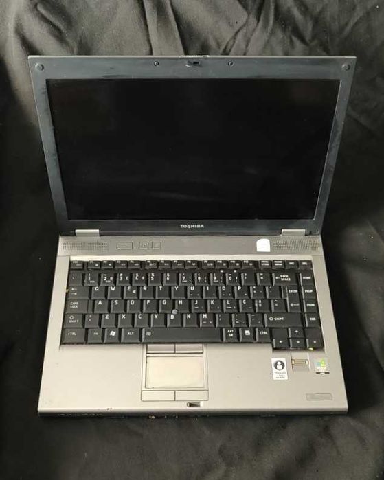 Portáteis Sony e Toshiba (para peças)