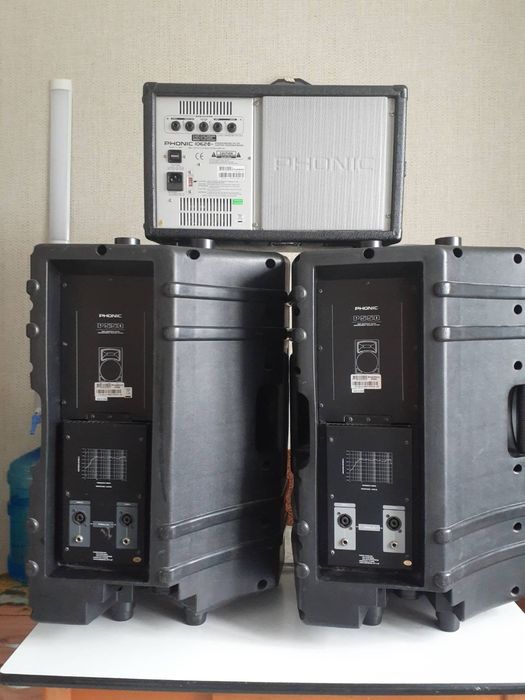 Активний мікшерный пульт Powerpod 1062 Plus+пасивна акустика Phoniс550