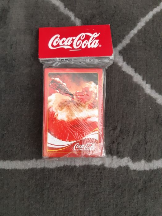 Sprzedam dwie talię kart cena 20 zl