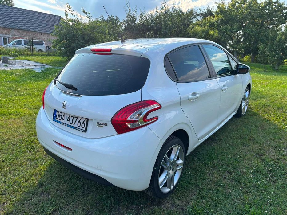 Peugeot 208 1.6 hdi