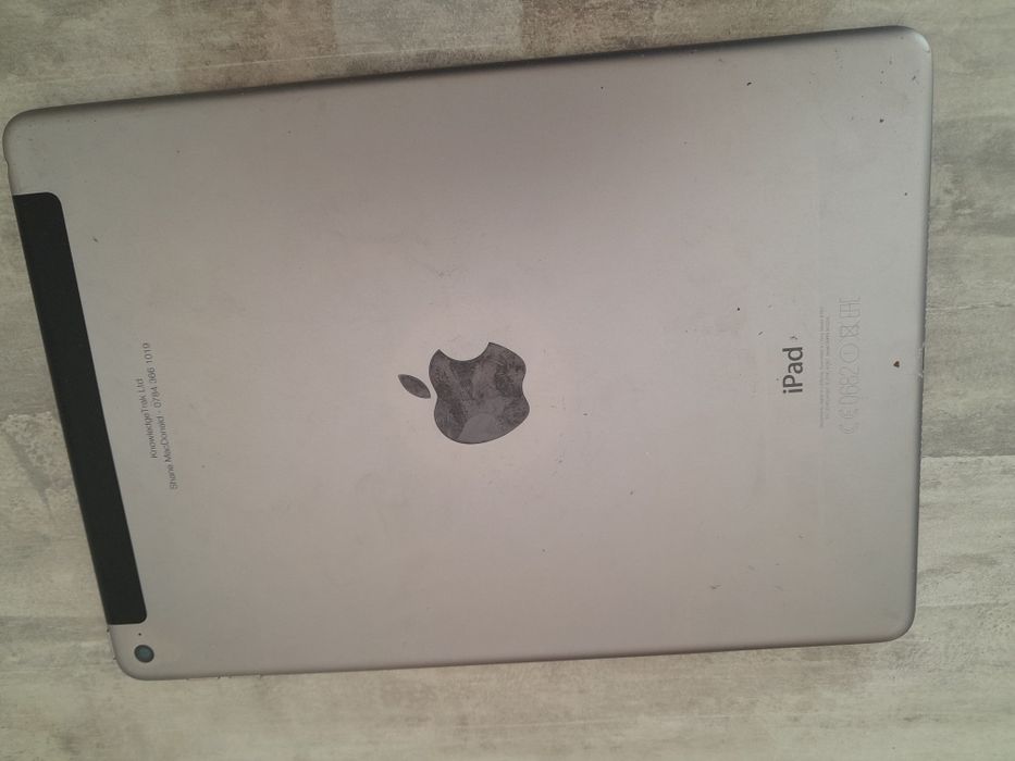Ipad Air 2 (не робочий)