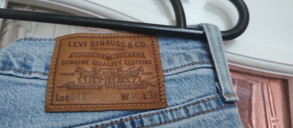 Джинси Levi's Premium W30, L32