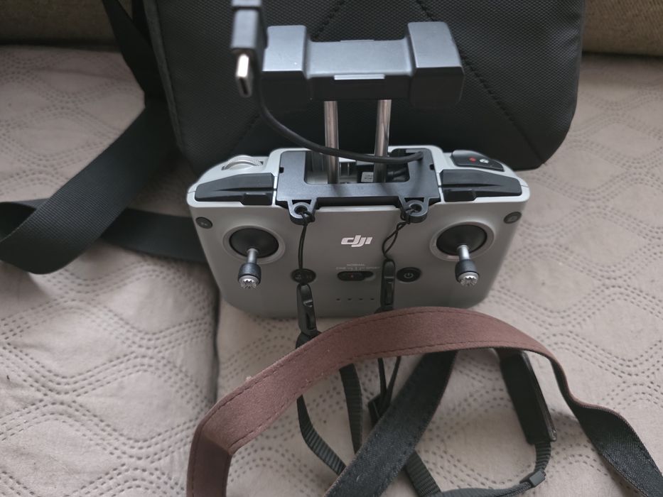 Dron dji mini se2 combo