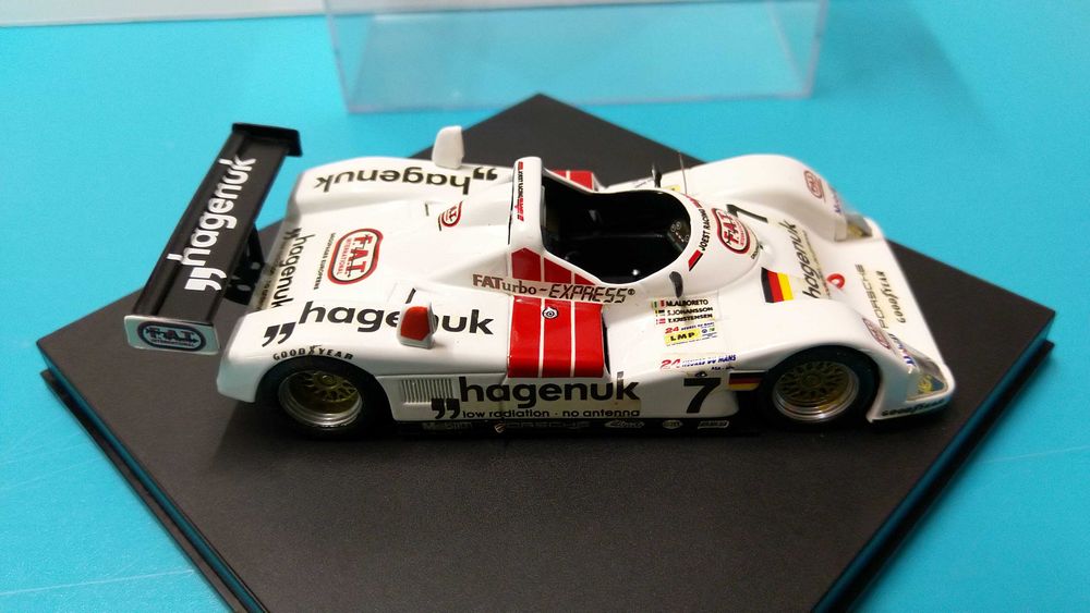 TWR-Joest Porsche WSC95 #7: Winner 24h Le Mans 1997 - Miniatura Troféu 1/43