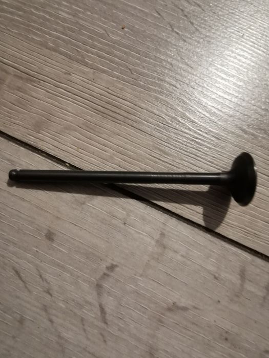 Yamaha yfz r125 zawór wydechowy glowicy cylindra oryginał