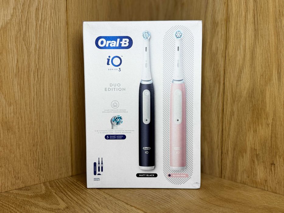 Набір електричних зубних щіток Oral-B iO Series 3 Duo Black & Pink