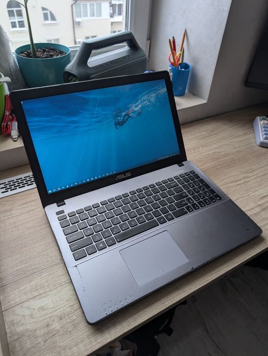 Asus X550CA Core I5 8/512 НОВИЙ АКБ