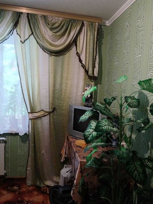 Продам 3х-кімнатну квартиру по вул. Каштанова, 13, в Обухові! - View 4