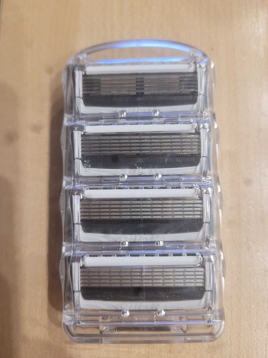100% Oryginalne nożyki Gillette Fusion PROSHIELD Sensitive 5 ostrzy. 4szt.noży.