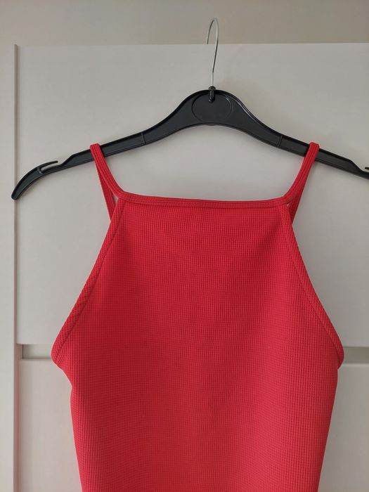 Czerwone body Primark