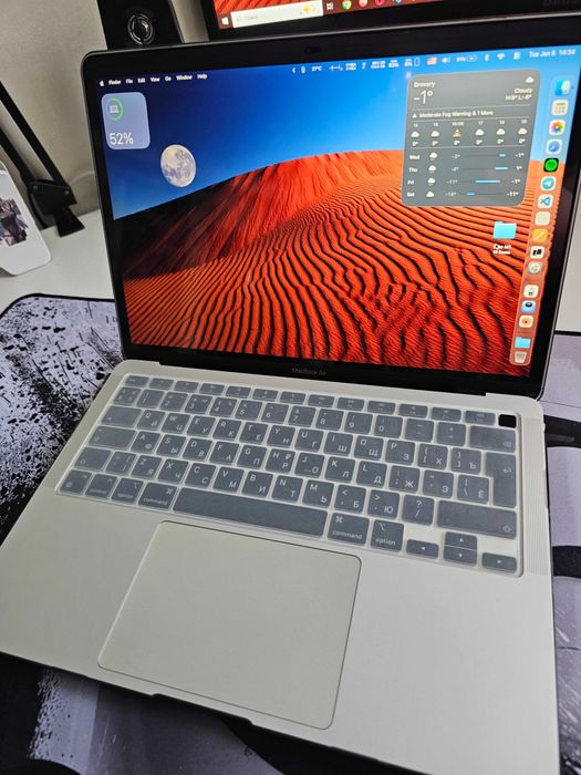 MacBook Air A2337 M1 8/256 ідеал