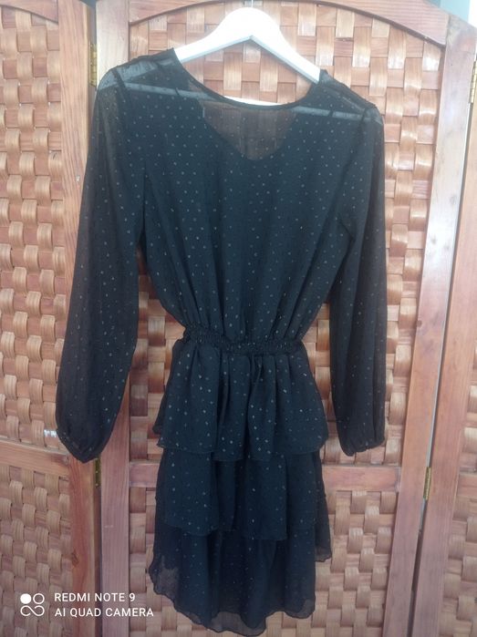 Vestido acima do joelho
