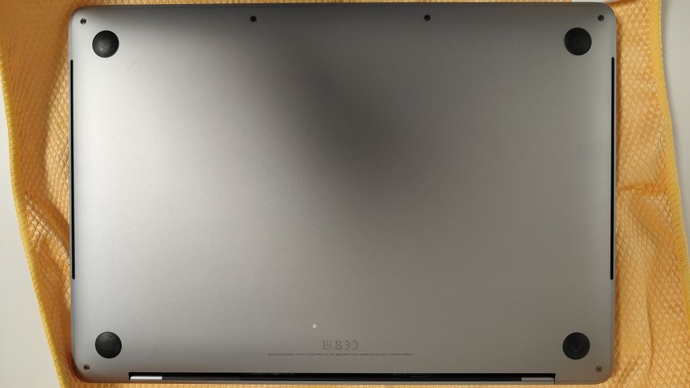 MacBook Pro i5 13" 8GB 256GB SSD