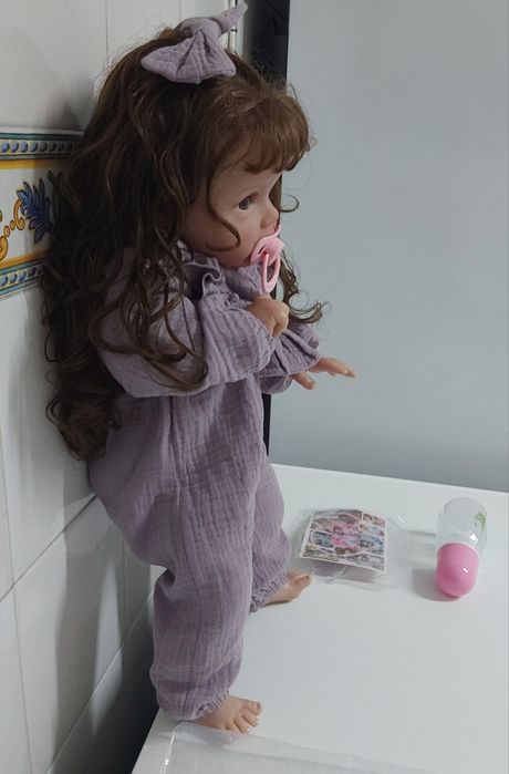 BONECA REAL MAÇIA 60CM. Casa,Quarto,Sala,Didático,Cozinha,Aniversário.