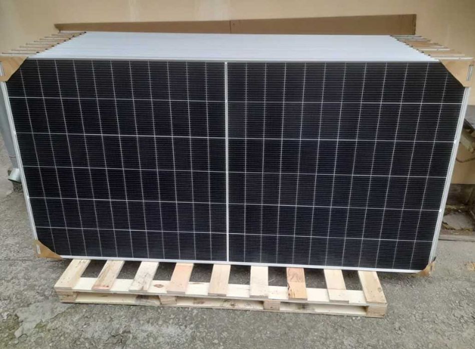 Сонячні панелі від 50-500Вт живлення пристроїв в будь-яких умовах