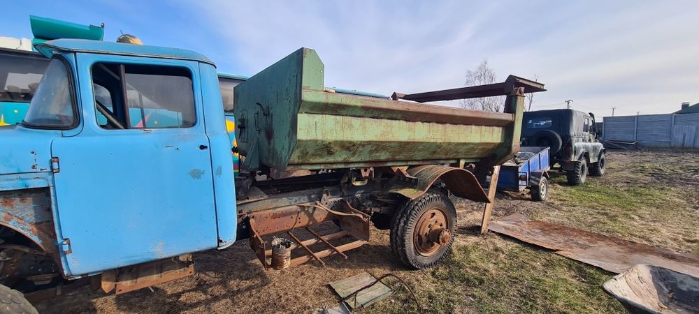 Продам  зил ммз 130 карєрний