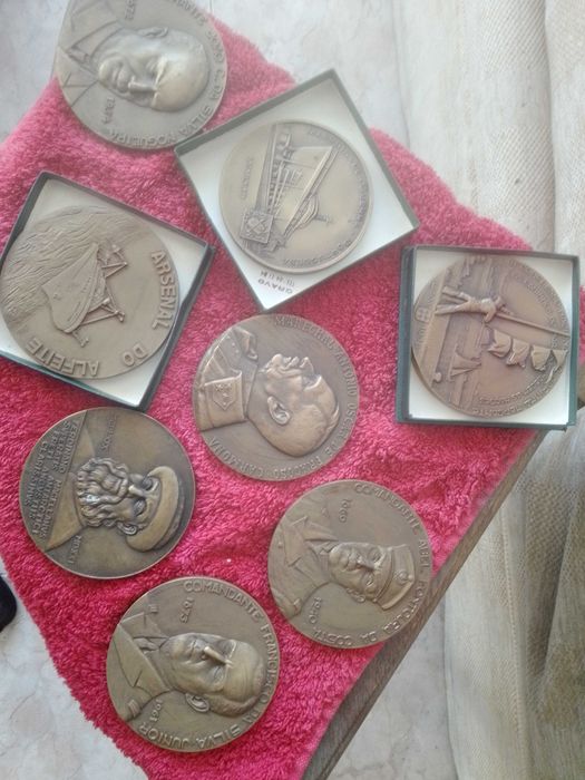 medalhas militáres várias