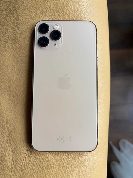 Продам свій iPhone 11 PRO Gold 64 Гб. Стан нового телефону.