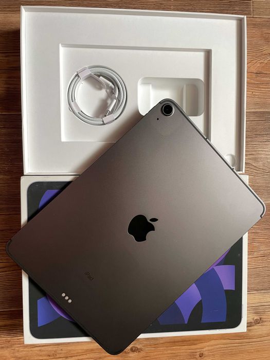 IPad Air 4. Wi-Fi + LTE. 64GB.