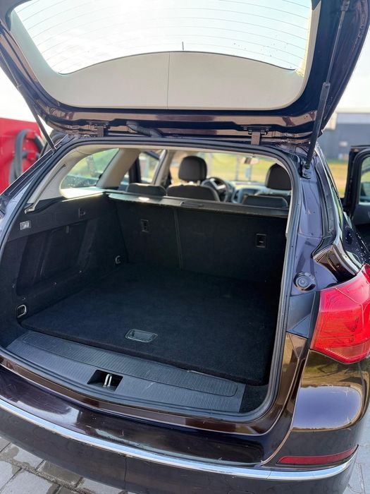Opel Astra J Sport Tourer 2015 r
