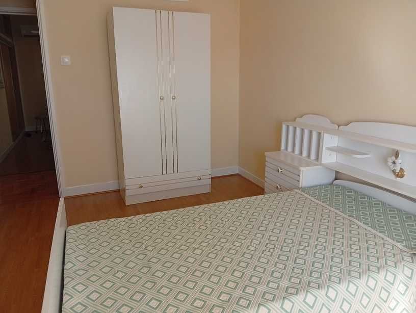 Quartos com ar condicionado - Rua José Caetano Júnior - Polo IV