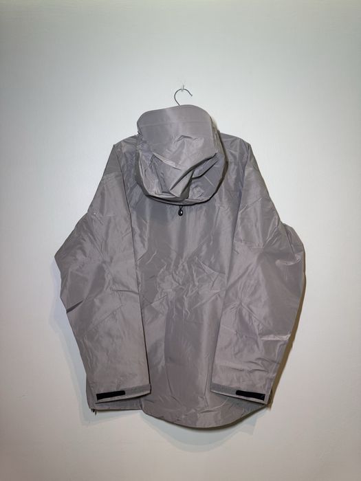 Arcteryx Beta LT silver