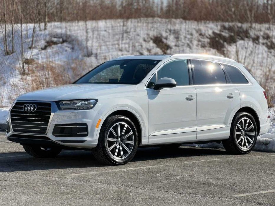 Audi Q7 45 TFSI quattro Premium Plus      2019