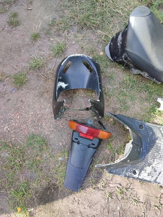 Пластмаса на скутер Хонда діо 27