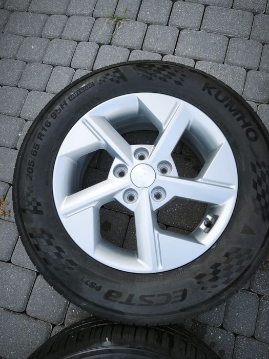Koła, felgi, opony  Hyundai Kona 16" 205/65/16