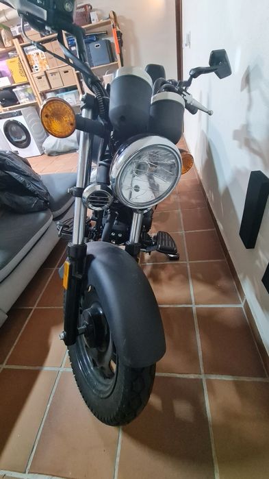 Superlight 125 de 2021 com poucos kms