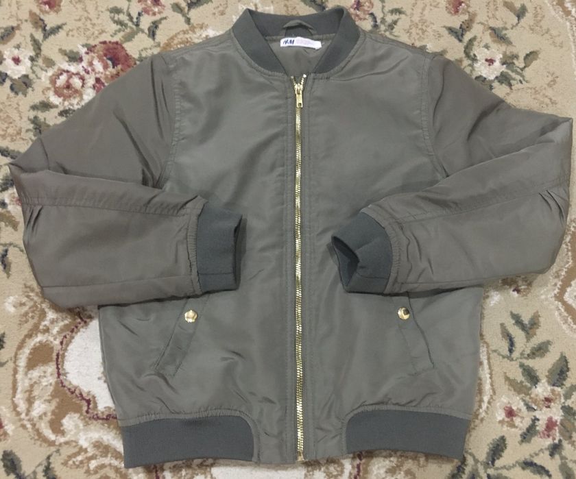 Курточка, бомбер