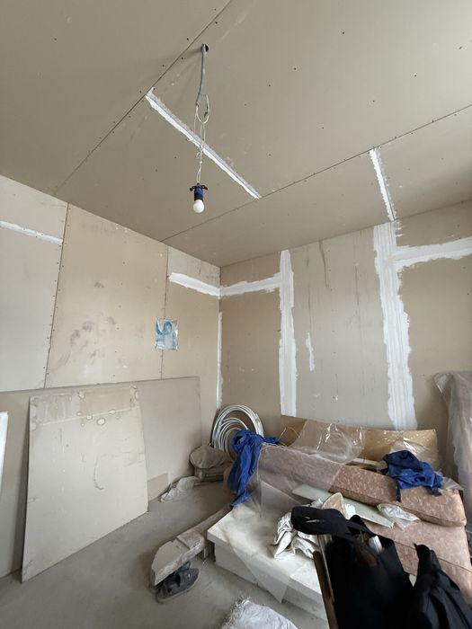 Продам квартиру з окремим входом