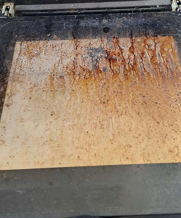 Sprzątanie domów, piwnic,strychów,pranie tapicerki meblowej