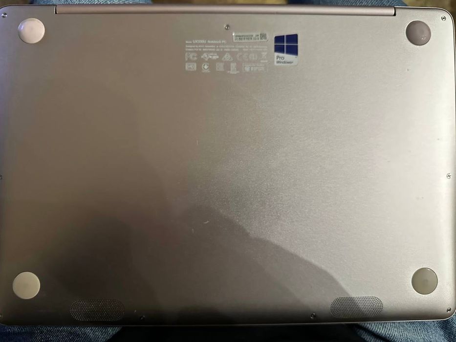 Продам Ноутбук ASUS Zenbook UX330UA
