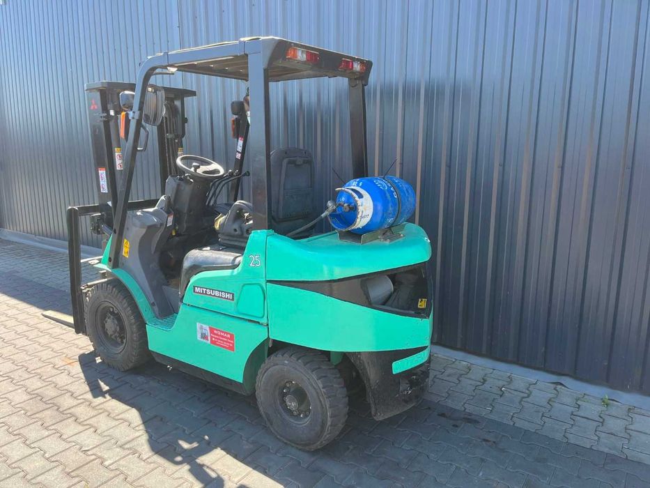 Wózek widłowy Mitsubishi FG25NT Przesuw LPG 2007 rok