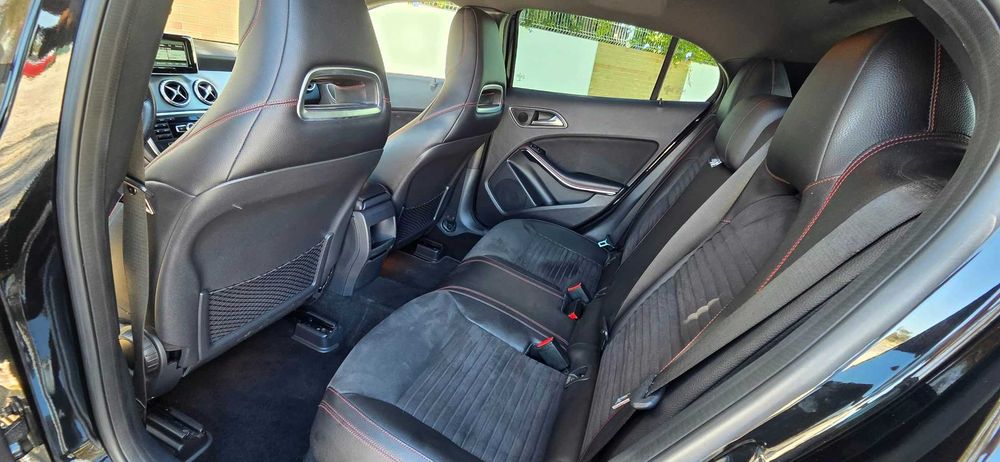 Mercedes GLA 220 AMG (2015) — SUV Premium