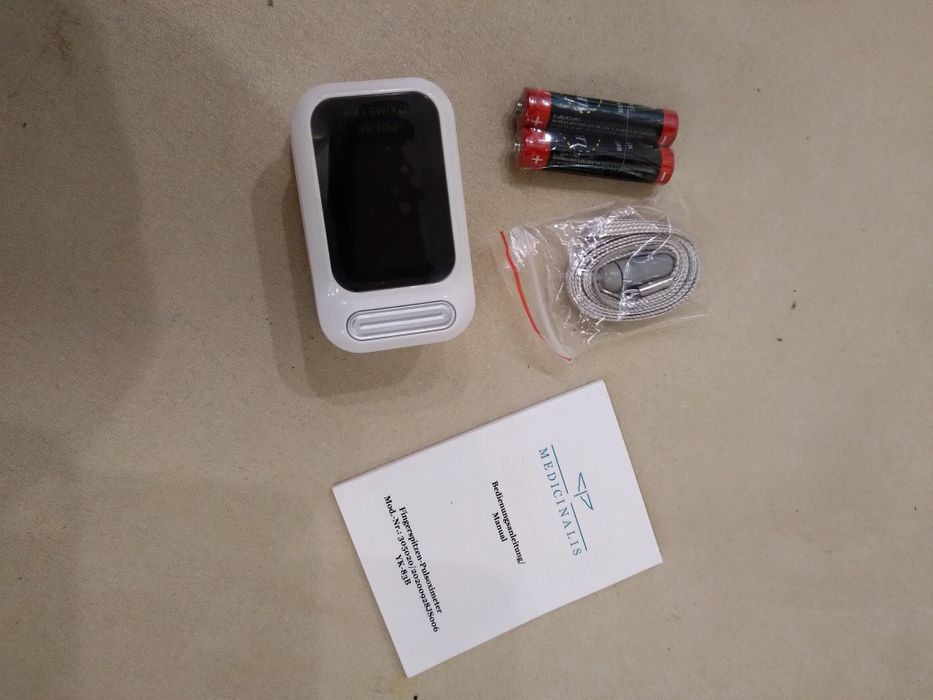 Пульсоксиметр на палець Medicinalis